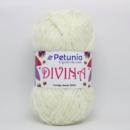 Divina - Petunia