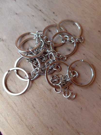 10 keychain rings of 2.5 cm with chain